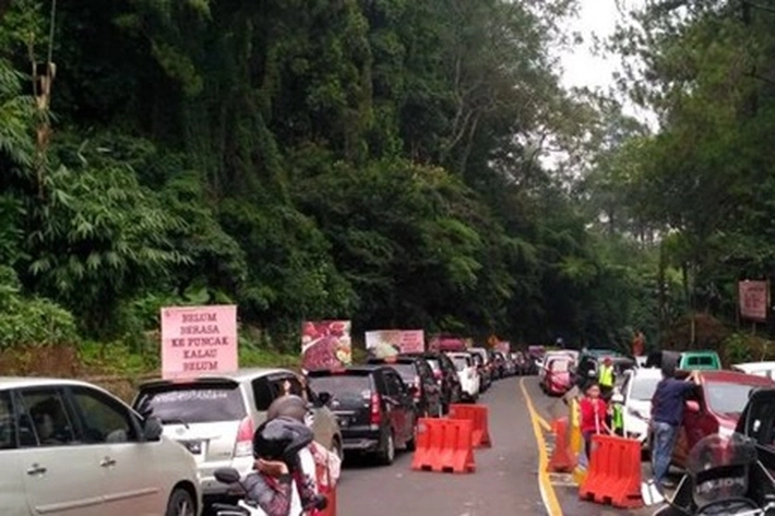 Ribuan Kendaraan Dipaksa Putar Balik, Karena Ada Penyekatan Larangan Mudik