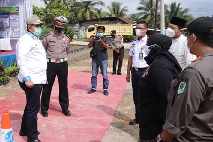 Bupati Alfedri Tinjau Penyekatan Perbatasan Siak-Kampar dalam Pencegahan Penularan Covid-19