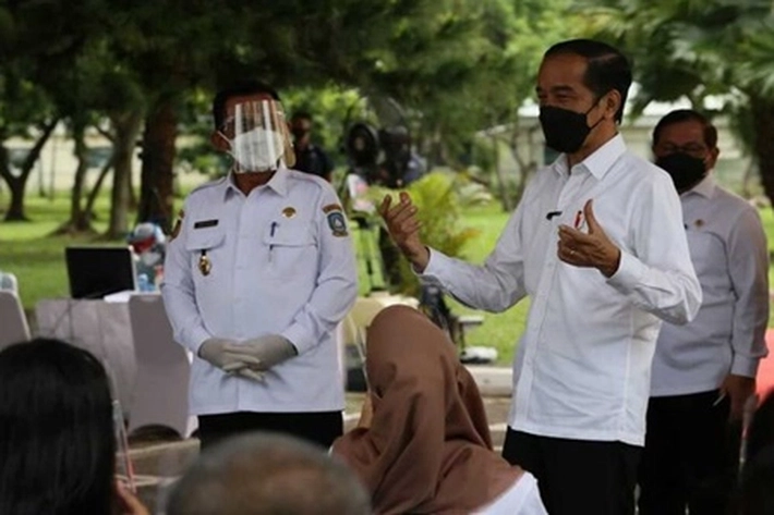 Kasus Covid-19 di Riau Melonjak, Jokowi: Jangan Tunggu Suasana Kacau