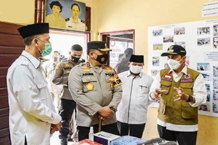 Gubernur dan Kapolda Tinjau Posko PPKM, yang Menjadi 'Ujung Tombak Penanganan Covid-19'