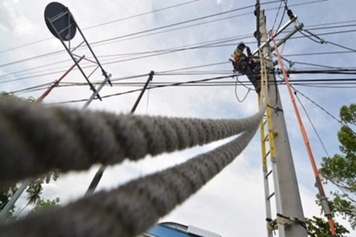 Desa Musai yang Terpencil di Lingga Diterangi Listrik PLN