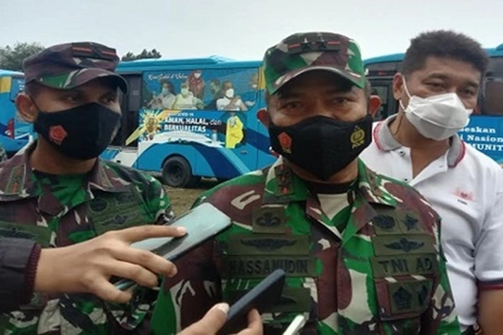 Pangdam I/BB Apresiasi Vaksinasi Massal di Lapangan Baterai A Yon Arhanud 13
