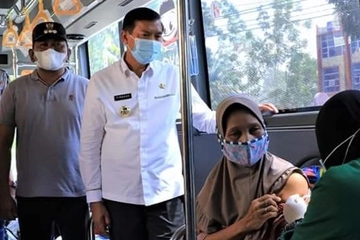 Pemko Gencar Kerahkan Bus Keliling, Vaksinasi di Pekanbaru 'Ada 10 Titik'