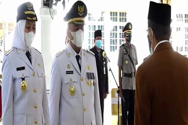 Bupati dan Wakil Bupati Inhu Dilantik, Rezita Meylani Yopi: Akan Fokus Penanganan Covid-19