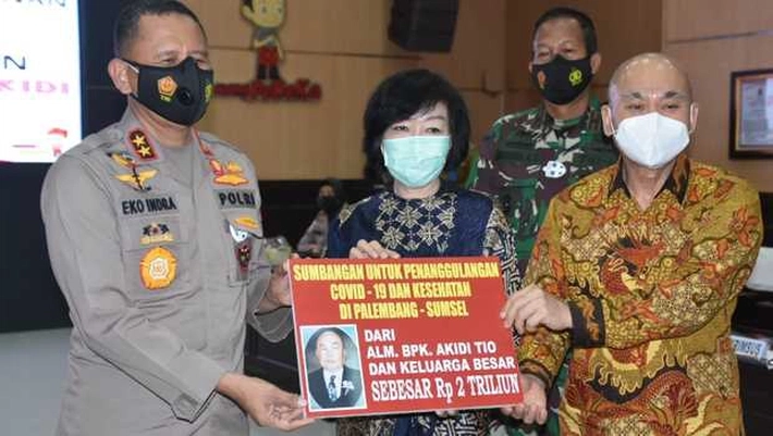 Akidi Tio Sumbang Rp 2 T buat Tangani COVID-19?