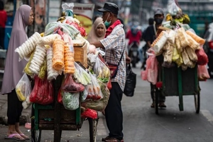 Meningkatnya Jumlah Kematian dan Penuhnya RS, Apakah Masih 'Berani Menyangkal Pandemi Maut?'