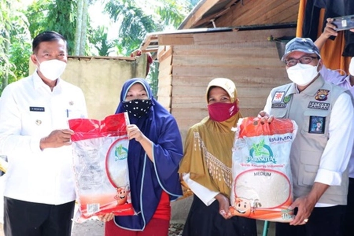 Pemko Pekanbaru Kembali Distribusikan Sembako untuk Warga