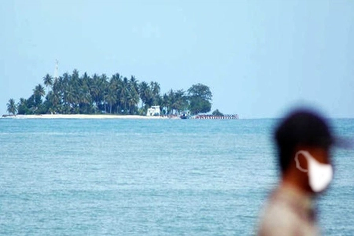 Kasus Covid-19 Mengguncang Pulau Terluar dan Pedalaman, yang Jauh dari "Hiruk-pikuk Pemerintahan dan Ekonomi'