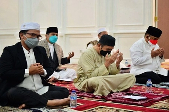Gubernur Syamsuar Gerakkan Zikir Bersama Secara Virtual di 10 Muharram 1443 Hijriyah