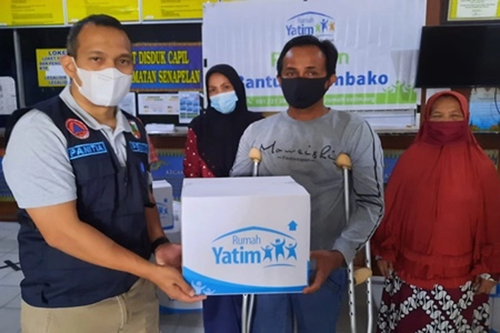 Rumah Yatim Bagikan Bantuan Kemanusiaan untuk Warga Prasejahtera