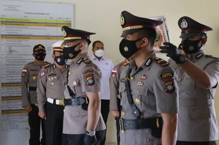 Kapolres Bintan AKBP Tidar Wulung Dahono Pimpin Upacara Serah Terima Jabatan Kasat ResNarkoba
