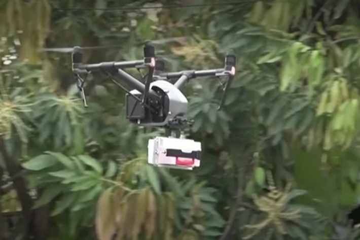 Drone Bisa Mengantar Vitamin dan Obat Pasien Covid-19, yang Tengah 'Isolasi Mandiri di Rumah'