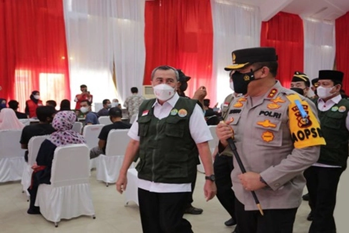 'Vaksinasi Merdeka' di Kota Pekanbaru Disaksikan Presiden Jokowi Secara Virtual
