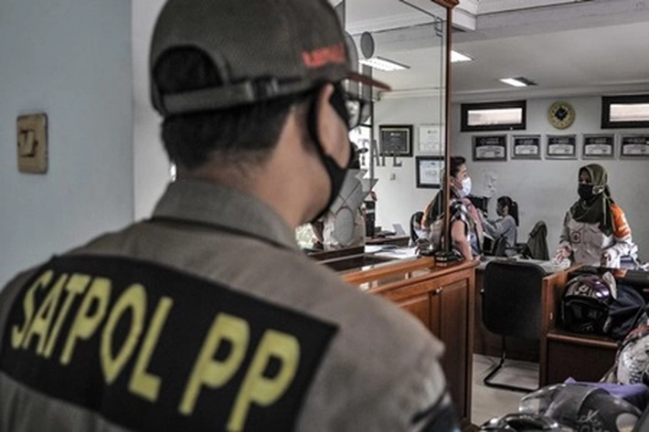 Walau Sudah PPKM Level 2 Rajia Prokes Tetap Dilakukan, Kata Kasatpol PP Iwan Parlindungan Simatupang