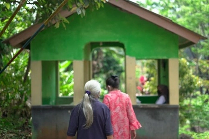 Cerita Perempuan Tapol 'Tersangkut Peristiwa 65', yang Hidup 'Diasingkan tapi Terkungkung Kawat Berduri'