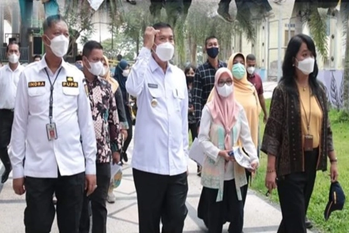 Walikota Firdaus Damping Dirjen Cipta Karya Tinjau Lokasi Permukiman Kumuh