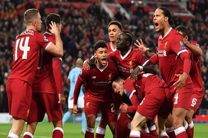 Liverpool Balas Serangan ke Manchester City dan Berakhir Juara