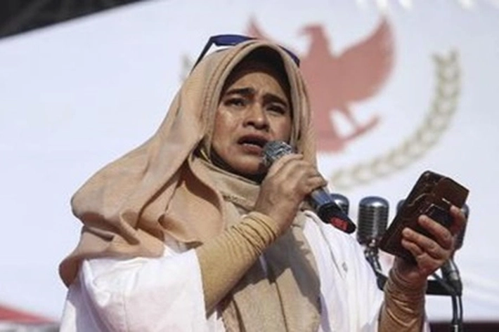 Wakil Ketua Majelis Syuro Partai Ummat, Neno Warisman Mengundurkan Diri