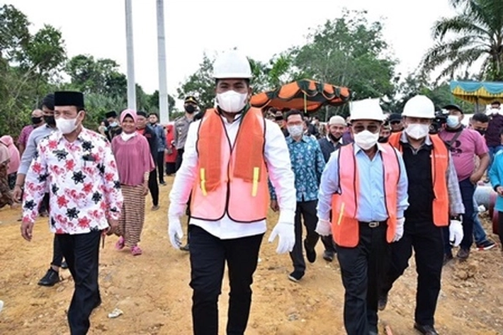 Bupati dan Wakil Bupati Pelalawan Panggil Perusahaan, Untuk 'Tangani Infrastruktur'