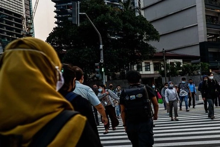 Covid-19 Melandai 'Tanpa Lonjakan Kasus', Tapi 'Warga Jangan Abai dan Tetap Disiplin Prokes'