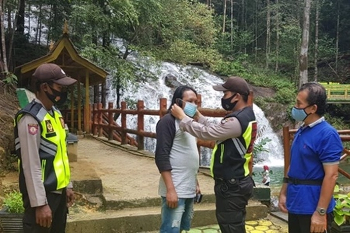 Polsek Daik Lingga Lakukan Patroli Obyek Wisata, Untuk 'Ciptakan Rasa Aman'