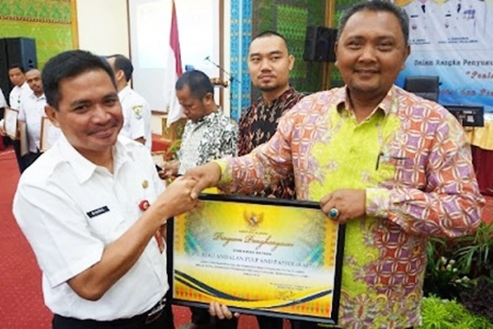 PT RAPP Terima Penghargaan Terbaik Program CSR, Karena 'Perusahaan Aktif Bantu Pembangunan Daerah'