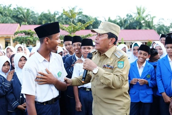 Pemkab Rohul Bantu Rumah Ibadah dan Ponpes, Untuk 'Peningkatan Sarana Prasarana'