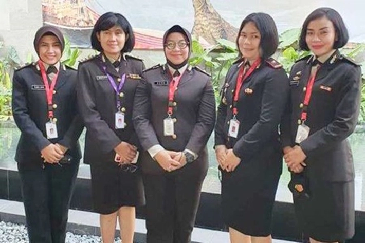 Kombes Pol Retno Dwiyanti SE Serta 8 Personel Polwan Polda Riau Ikut Hadir di Konferensi Polwan Sedunia Ke-58