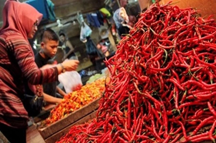 Harga Cabe Merah dan Minyak Goreng Terus Merangkak Naik di Pasar Tradisional