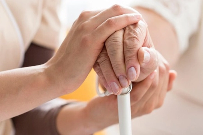 Menjadi Renungan Buat Kita, Perempuan Tua 'Terlantar dan Akhiri Hidupnya Dijalanan'