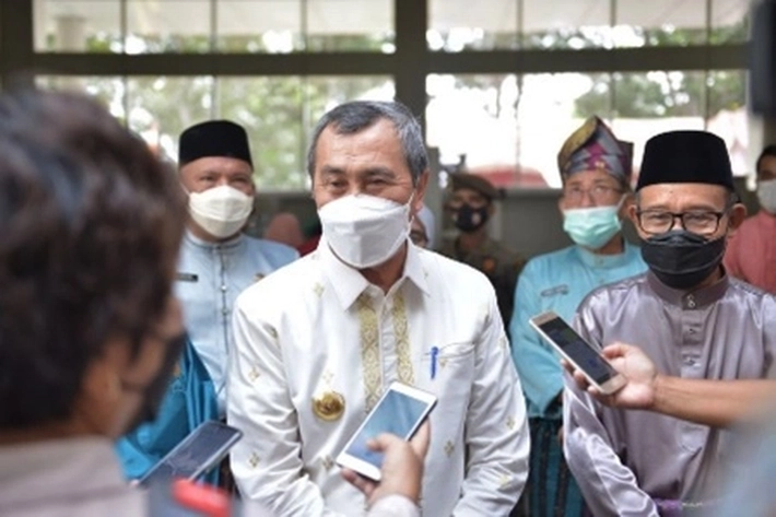 Kasus Covid-19 Bertambah,  Riau Waspadai 'Problem Vaksin dan Impor  Wabah'