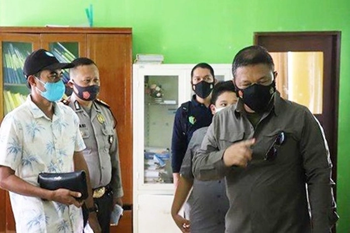 Kapolda Riau Bawa Tim Vaksinator dan 500 Dosis Vaksin ke Bunut Pelalawan
