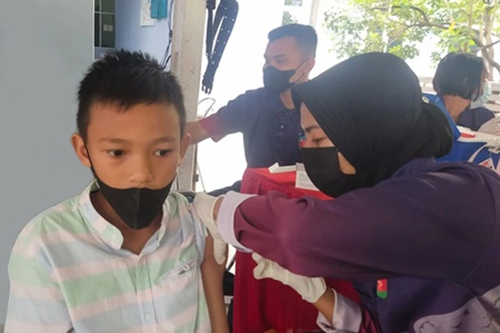 Lanud Roesmin Nurjadin Vaksinasi Anak Usia 6-11 Tahun di RSAU