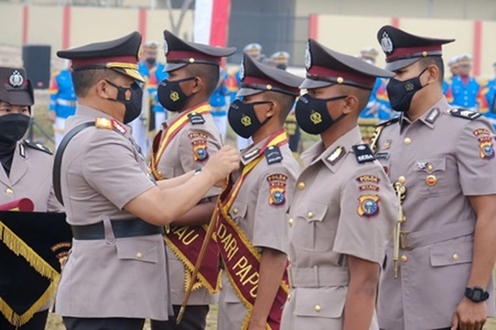 Kapolda Riau Irjen Pol Agung Setya Imam Effendi Lantik 449 Bintara Polisi