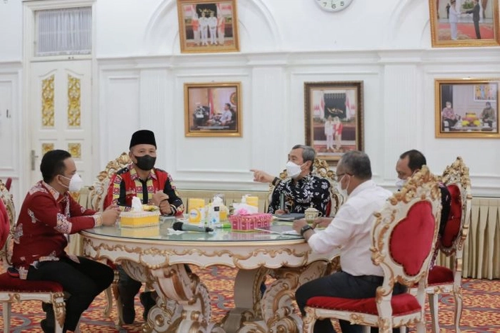 Gubernur Syamsuar Minta BUMDes Aktif 'Menggali' Sumber Daya Alam