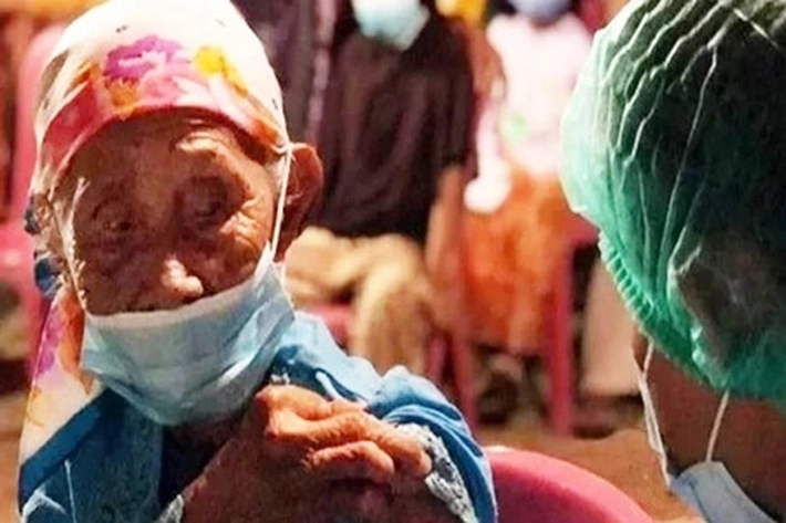 Target Tak Tercapai, Walikota Minta Diskes Tidak Berhenti Vaksinasi Lansia