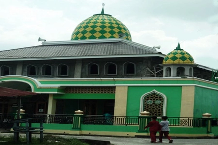 Sholat Jumat di Masjid Istiqlal Ditengah PPKM 2