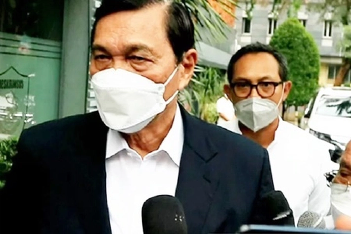 Menteri Luhut Prediksi Puncak Covid-19 Omicron Maret 2022, 'Gejala dan Masa Inkubasi Sudah Terlihat'