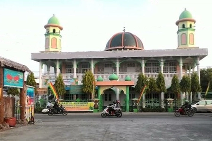 Khutbah Jumat di Masjid Baitul Mu'Minin ’Hikmah Isra Mi'raj'