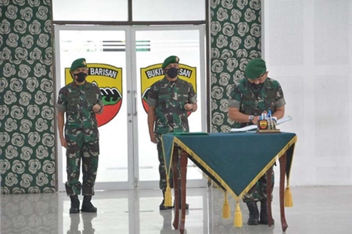 Pangdam I BB Mayjen TNI Hassanudin Serah Terima Jabatan Danrem 031/WB