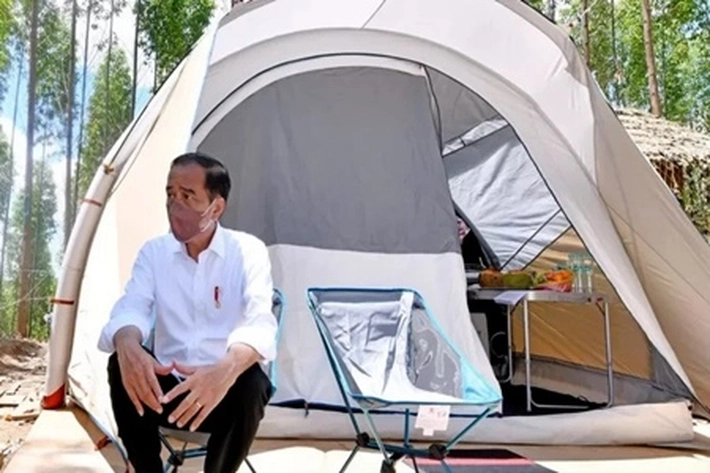 Ketika Jokowi Berkemah di IKN Nusantara Suku Asli Penajam Paser Utara Khawtir, 'Anak-anak Saya Mau Tinggal Dimana'