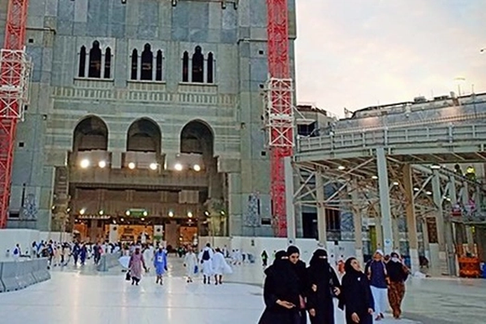 Arab Saudi Pasang Teknologi Canggih, 'Bangun Stasiun Pendingin Udara'
