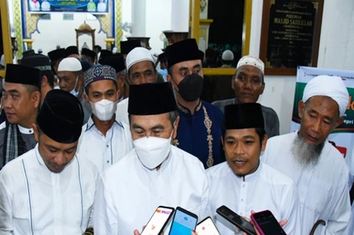 Safari Ramadhan: Gubri Ajak Gencarkan Zakat, 'yang Setahunnya bisa Mencapai Rp36 Miliar dari PNS'