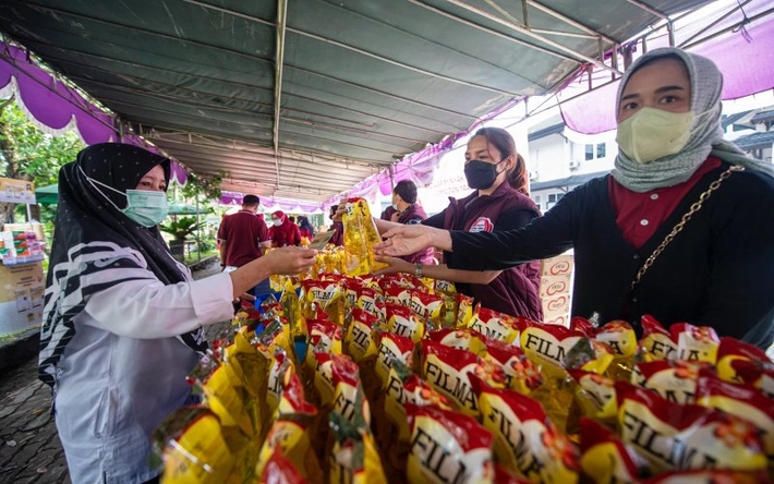 Pemprov Riau Bersama Paguyuban Sinar Mas Bikin Pasar Murah di Pekanbaru