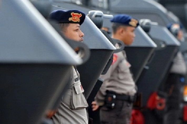 Kapolda Riau Berangkatkan 105 Personel Brimob, 'untuk Layani Masyarakat'