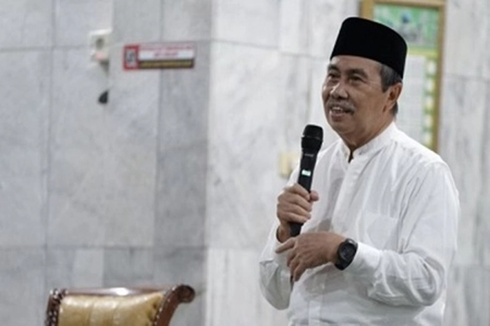 Gubernur Syamsuar Ingatkan Tetap Prokes, 'Saat Safari Ramadan di Masjid Al-Firdaus'