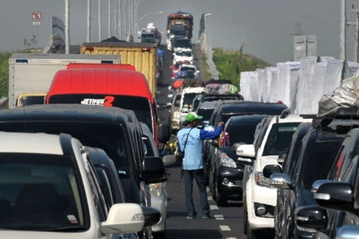Idul Fitri 1443 H: Pemerintah Mengijinkan Masyarakat Mudik Kampung