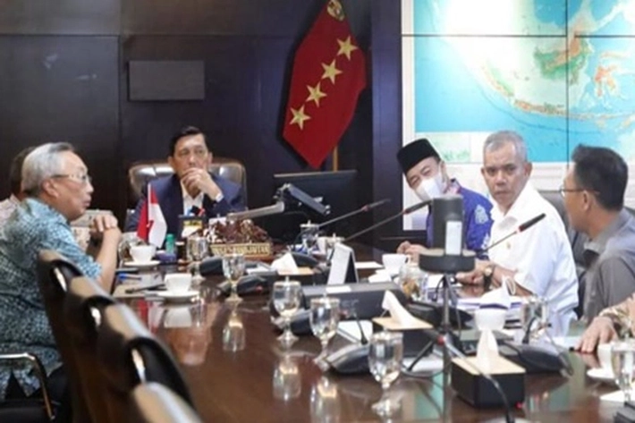 Pj Bupati Kamsol dapat Informasi Penting dari Menko Luhut Binsar Pandjaitan,'Terkait Perusahaan Sawit di Audit'