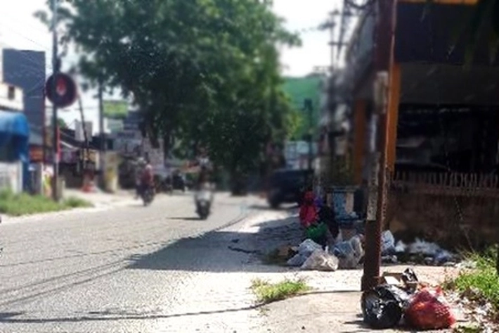 Mencari Rezeki Dijalan Allah, 'Merdeka, Tapi Kami Masih Memungut Sampah'
