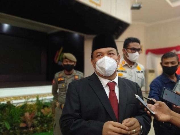 Pemprov Riau Keluarkan Anggaran Ratusan Miliar Rupiah untuk 19.690 Honorer, Sekda SF Hariyanto: 'Ini Sudah Tidak Sehat Lagi'